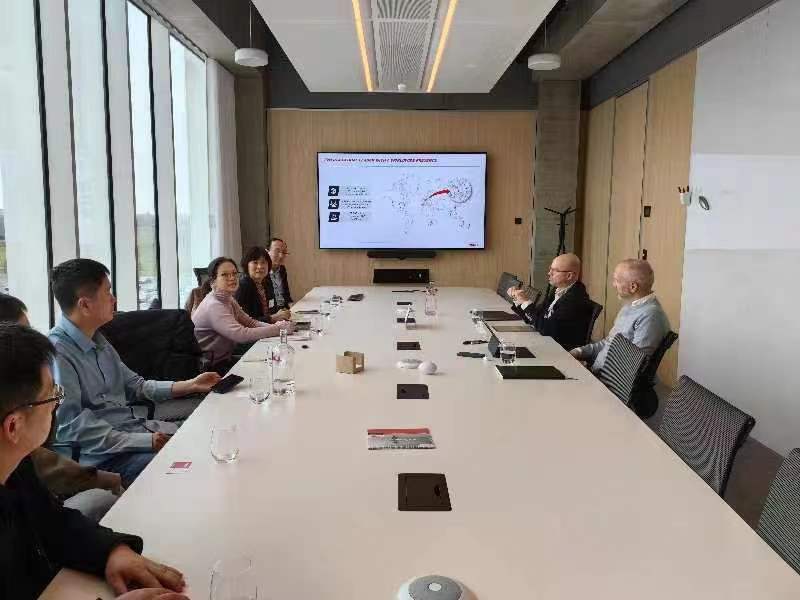 中国工程机械工业协会工业车辆分会张洁秘书长一行赴德观展 LogiMAT 2024，，，，，并到访 c7c7娱乐平台 集团旅行交流